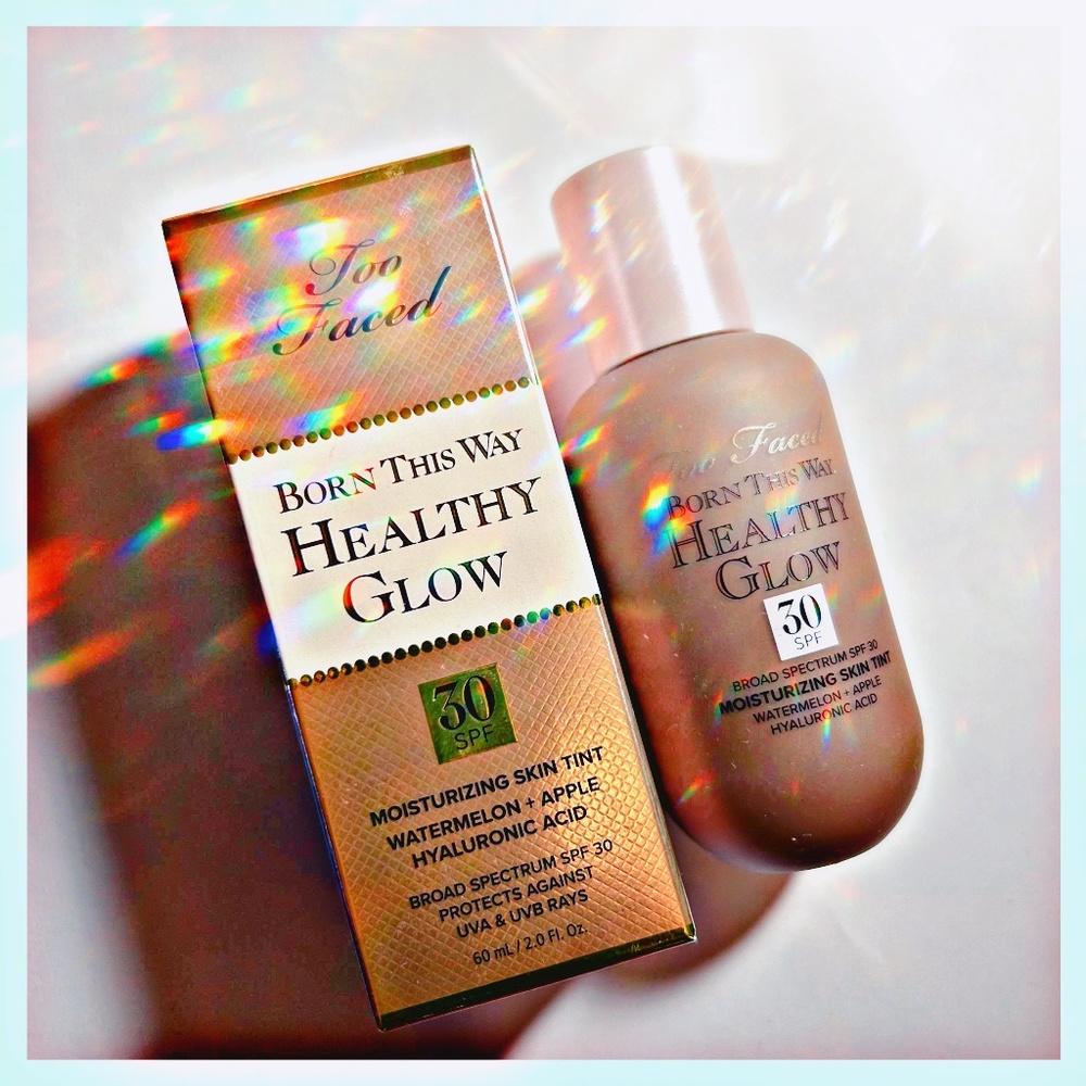 Too Faced Born This Way Healthy Glow Moisturizing Skin Tint 30 SPF / Cocoa
